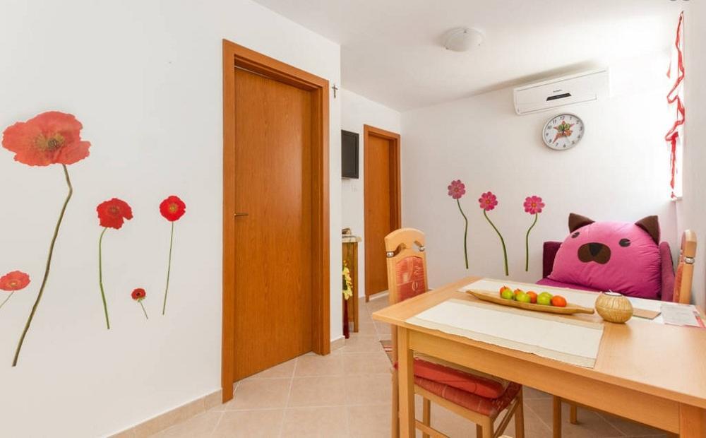 Apartments Mali Raj Vranjic Ngoại thất bức ảnh