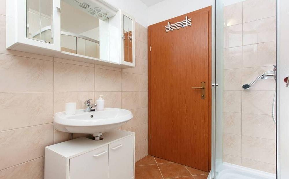 Apartments Mali Raj Vranjic Ngoại thất bức ảnh