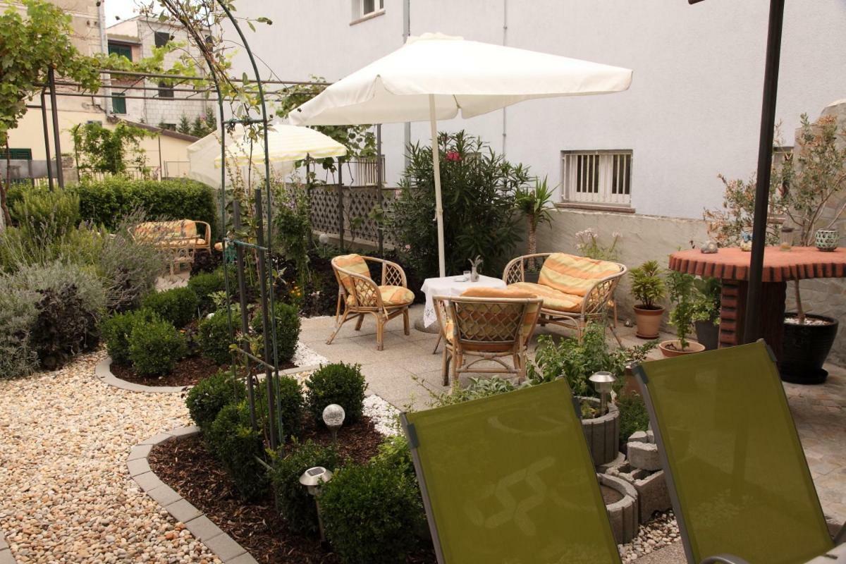 Apartments Mali Raj Vranjic Ngoại thất bức ảnh
